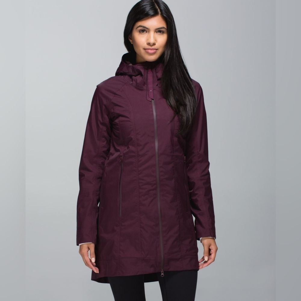 lululemon athletica Women's Jacket in Deep Plum Purple